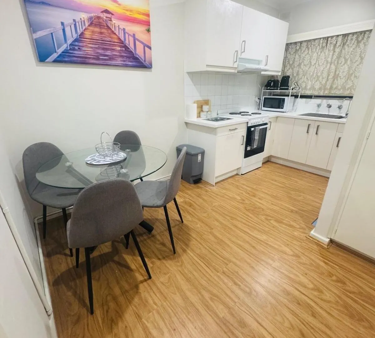 Apartment Inviting Ashford Stay Wayville