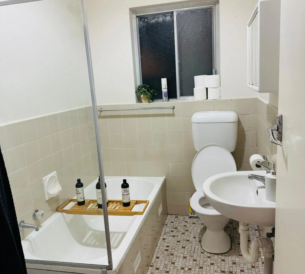 Inviting Ashford Stay Wayville