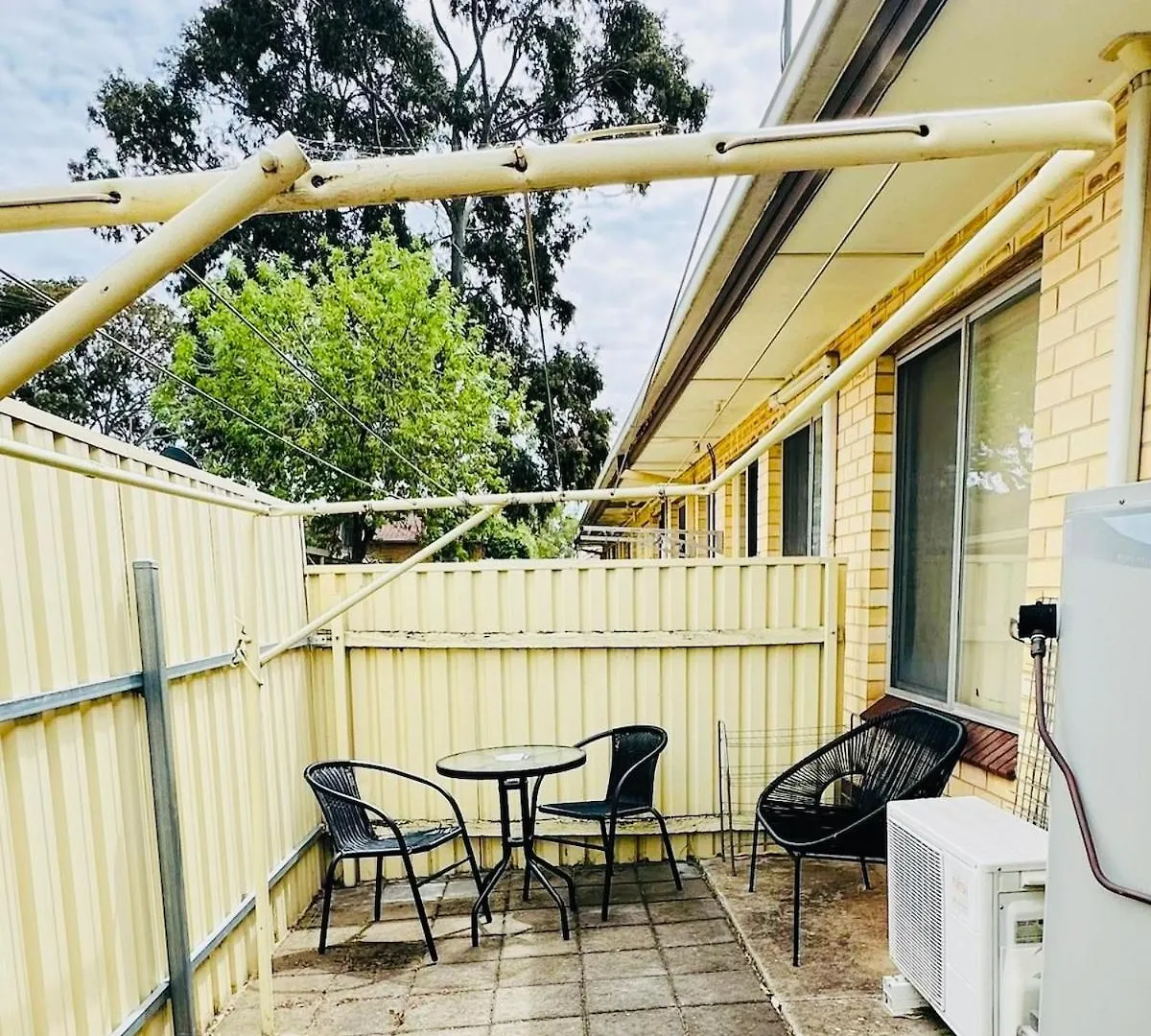 Inviting Ashford Stay Wayville