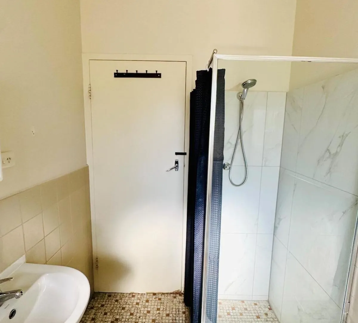 Apartment Inviting Ashford Stay Wayville